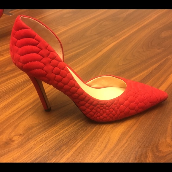 Jessica Simpson Red Pumps