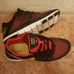 MENS NIKE FREE 3.0