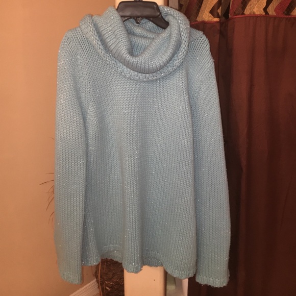 Mint Blue long sleeved winter sweater!