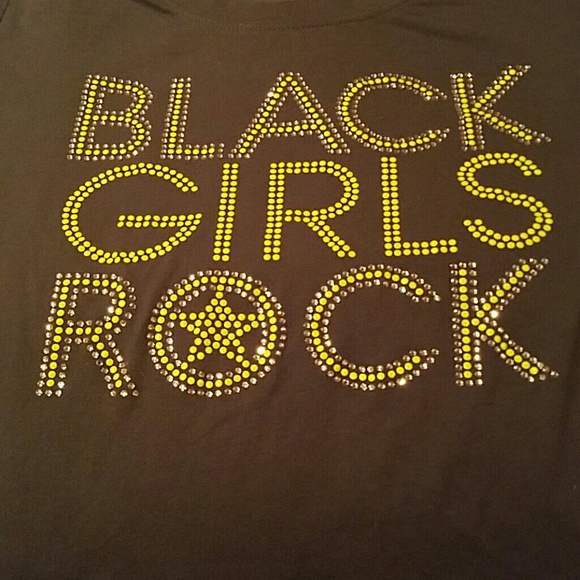 Black girls rock the shirt