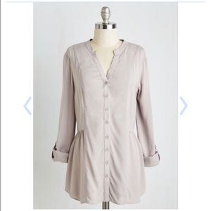 Trusty Travel Top in Grey