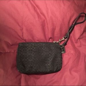 SIGNATURE COACH WRISTLET💕✌️
