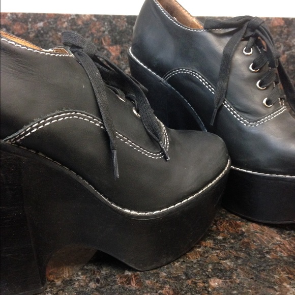 Jeffrey Campbell low tardy heels