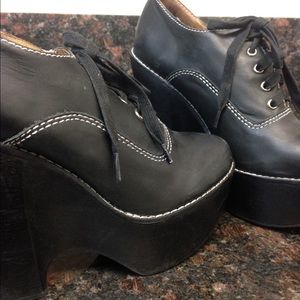 Jeffrey Campbell low tardy heels