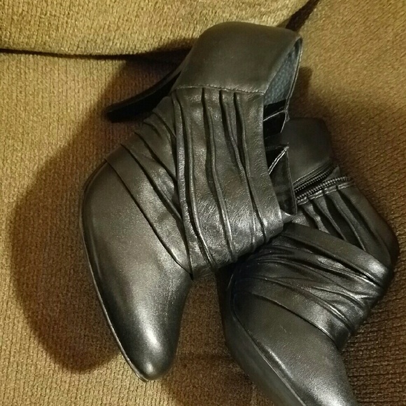 Alfani black booties