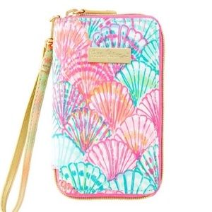 Lilly Pulitizer iPhone 6 wristlet! NWT
