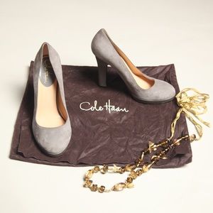 🎉2X HOST PICK 🎉 COLE HAAN SUEDE HEELS 🍁🍂
