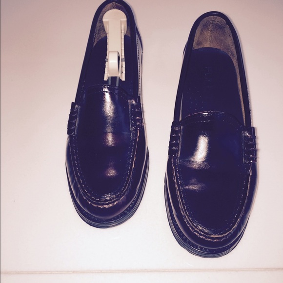 Black classic loafers