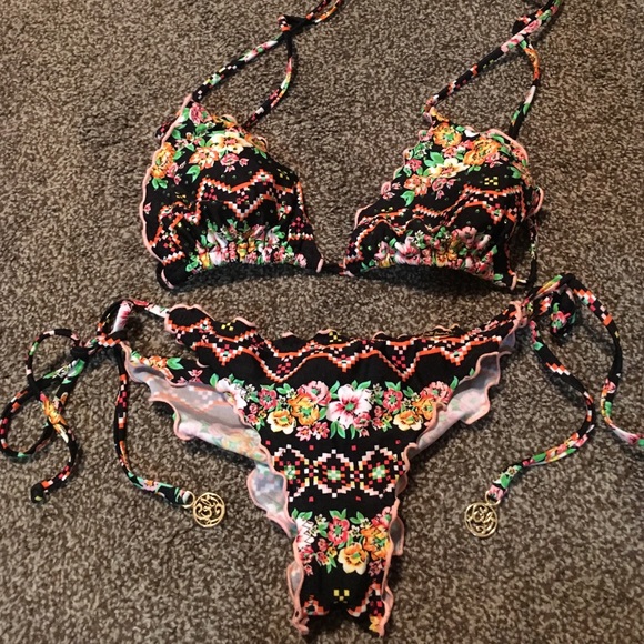 Luli fama bikini