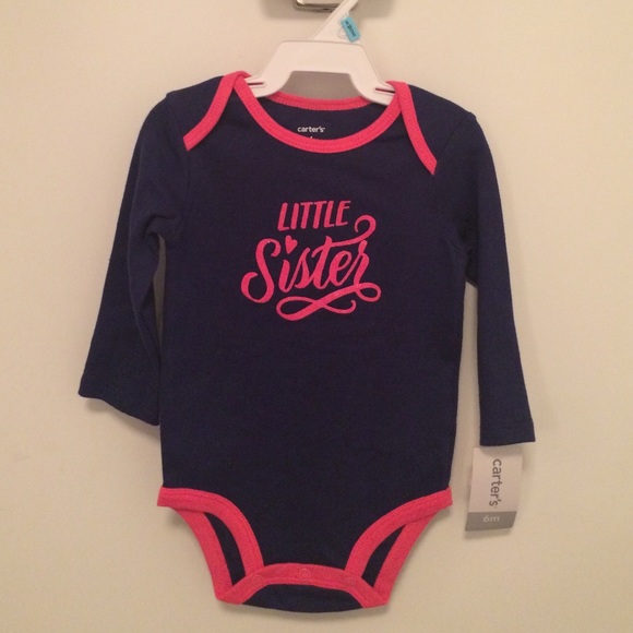 BNWT Long sleeves onesie from Carters size 6mos