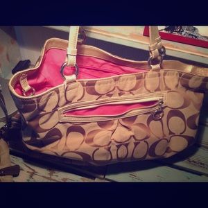 Coach shoulder bag