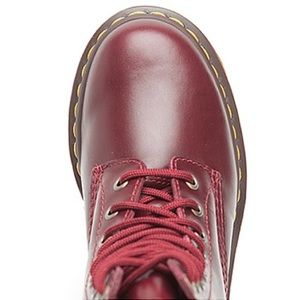 💔SOLD💔Dr. Marten's Pascal 8-Eye Boot