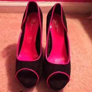 Shi by Journeys pumps