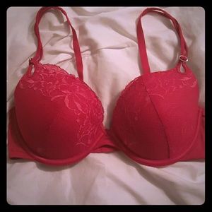 Red lace bra