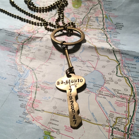 ✨Custom✨Longitude & Latitude✨Brass Key🗝 - Picture 3 of 8