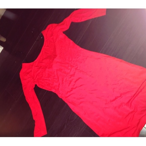 Red dress, new with tags ❤️