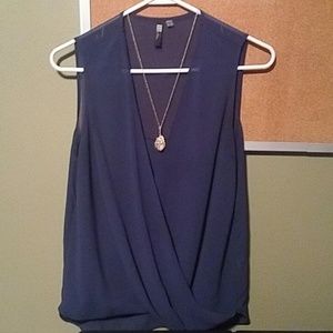Sleeveless blouse