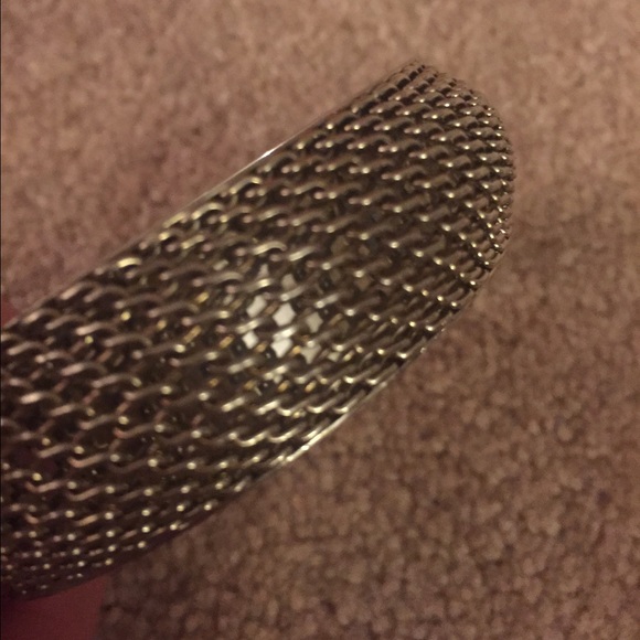 Silver textured bracelet