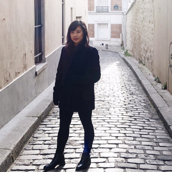 Meet your Posher, Clarisse - Picture 2 of 3