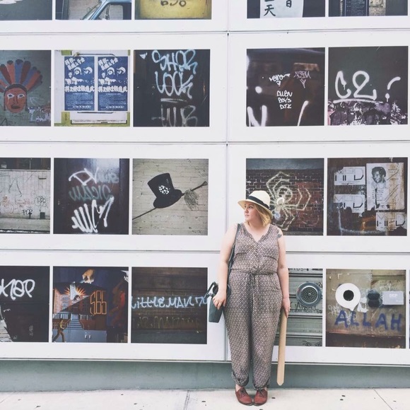 Meet your Posher, Whitney - Picture 2 of 2