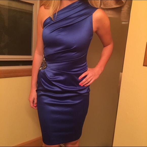 BEAUTIFUL ROYAL BLUE FORMAL DRESS