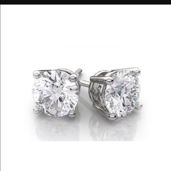Swarovski Jewelry - ⬇️Solitaire Round Stud Earrings Swarovski Elements