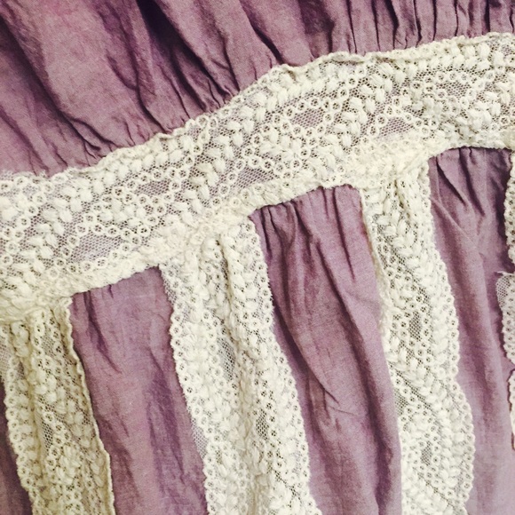 Romantic bluebird tank top with cream lacing - Picture 2 of 3