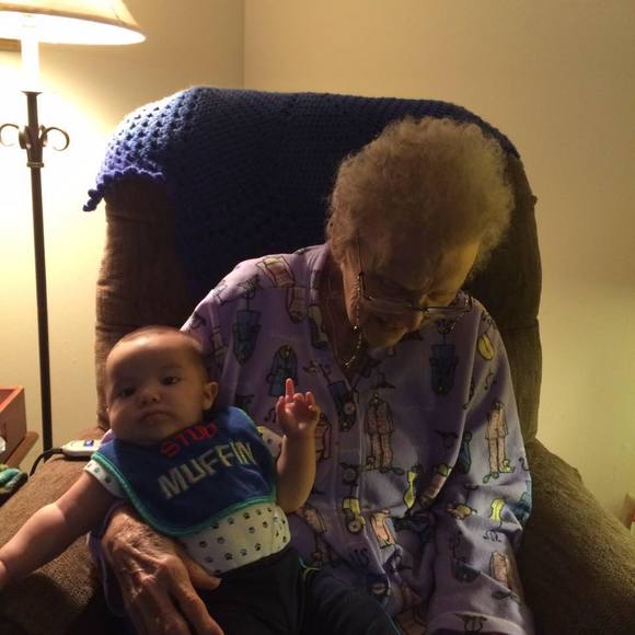 Meet your Posher, Jennifer - Picture 1 of 1