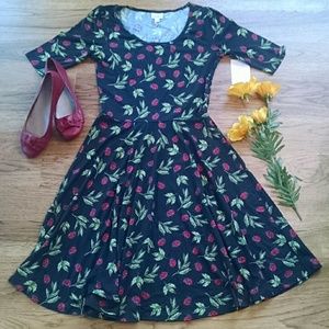 Lularoe medium Nicole ladybug print