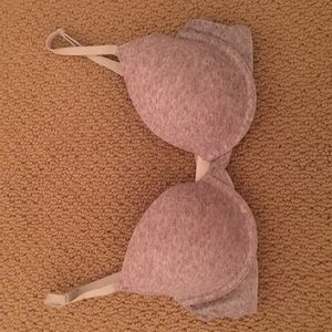 Victoria's Secret PINK lightly lined bra