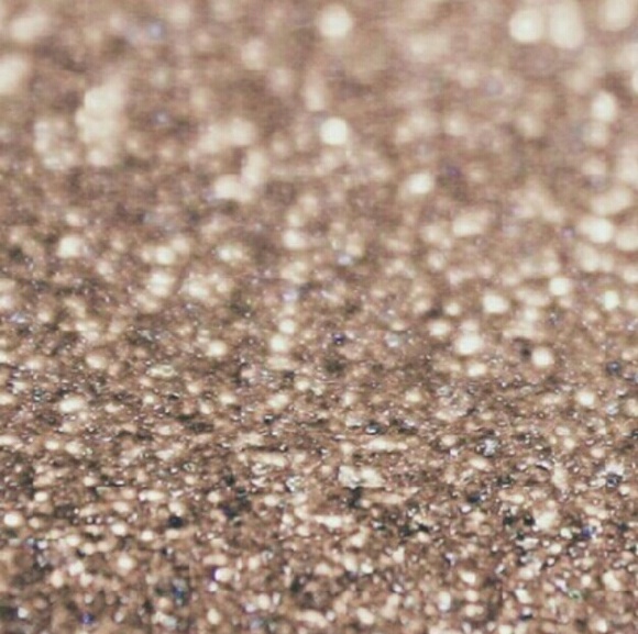 Meet your Posher, Jessie - Picture 1 of 1