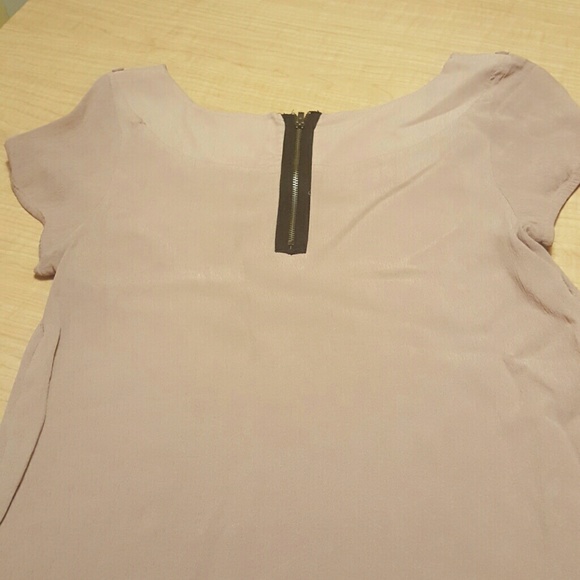 Blouse - Picture 2 of 2