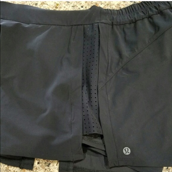 Like New Lululemon shorts size 8