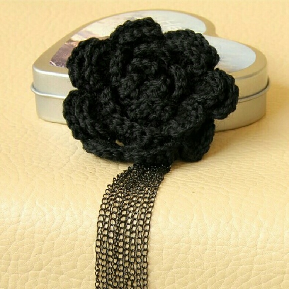 Black Lace Earrings E32 - Picture 1 of 3