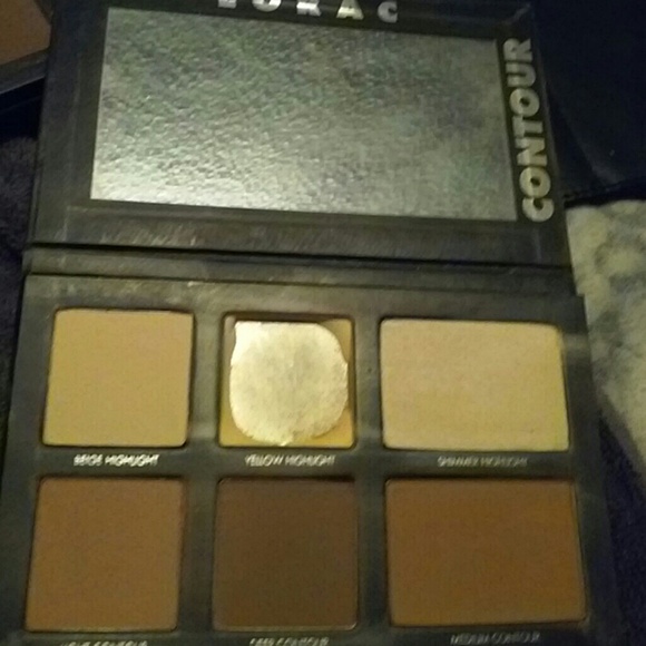 Lorac pro contour kit
