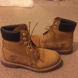 Women's size 8.5 timberland boots