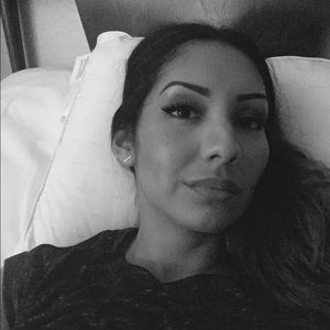 Meet your Posher, Danae