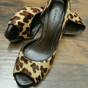 Gianni Bini Leopard Print Pumps
