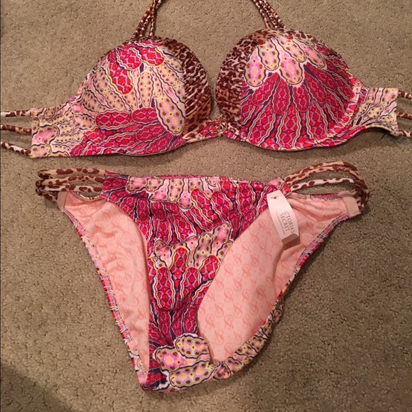 VS NWT Bombshell Bikini - 32D top/S Bottom
