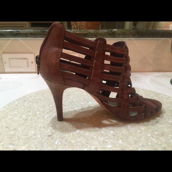 Antonio Melani heels