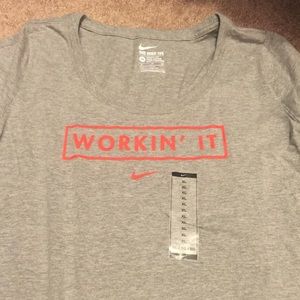 Nike tshirt