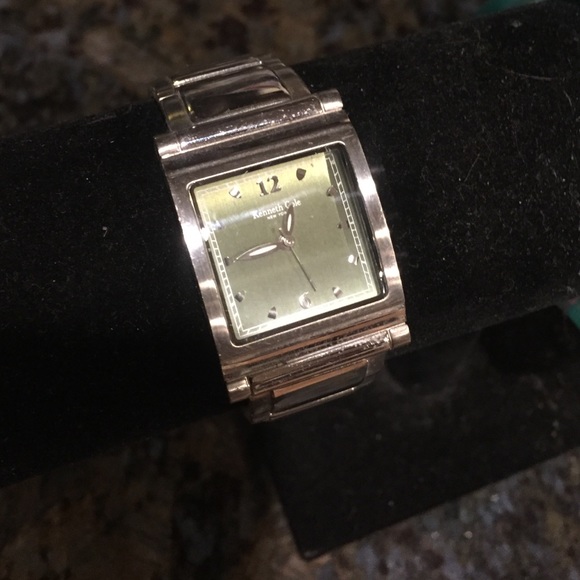 Kenneth Cole silver tone watch