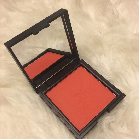 Younique Blush - Sophisticated