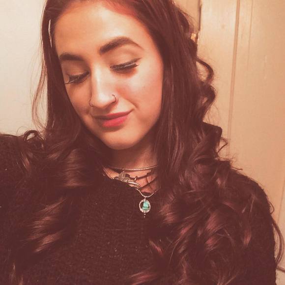 Meet your Posher, Maggie