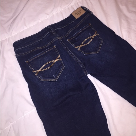 ❗️SOLD❗️Abercrombie & Fitch Dark Wash Jeans