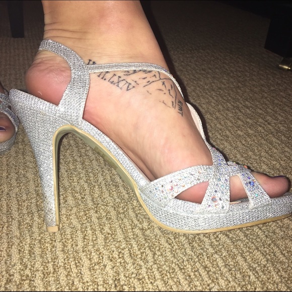 SPARKLY HEELS