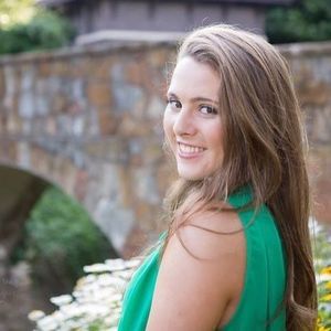 Meet your Posher, Lauren