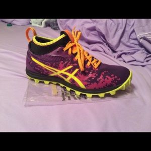 Asics running shoes sz. 6.5 in women's