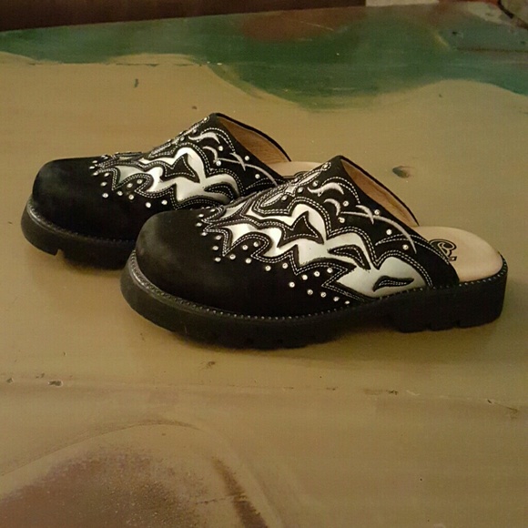 Justin leather boot clogs