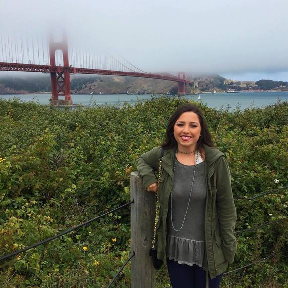 Meet your Posher, Cara